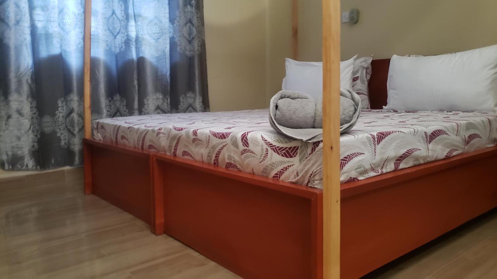 L&J Modern Backpackers Bnb Dar es Salaam Exterior photo