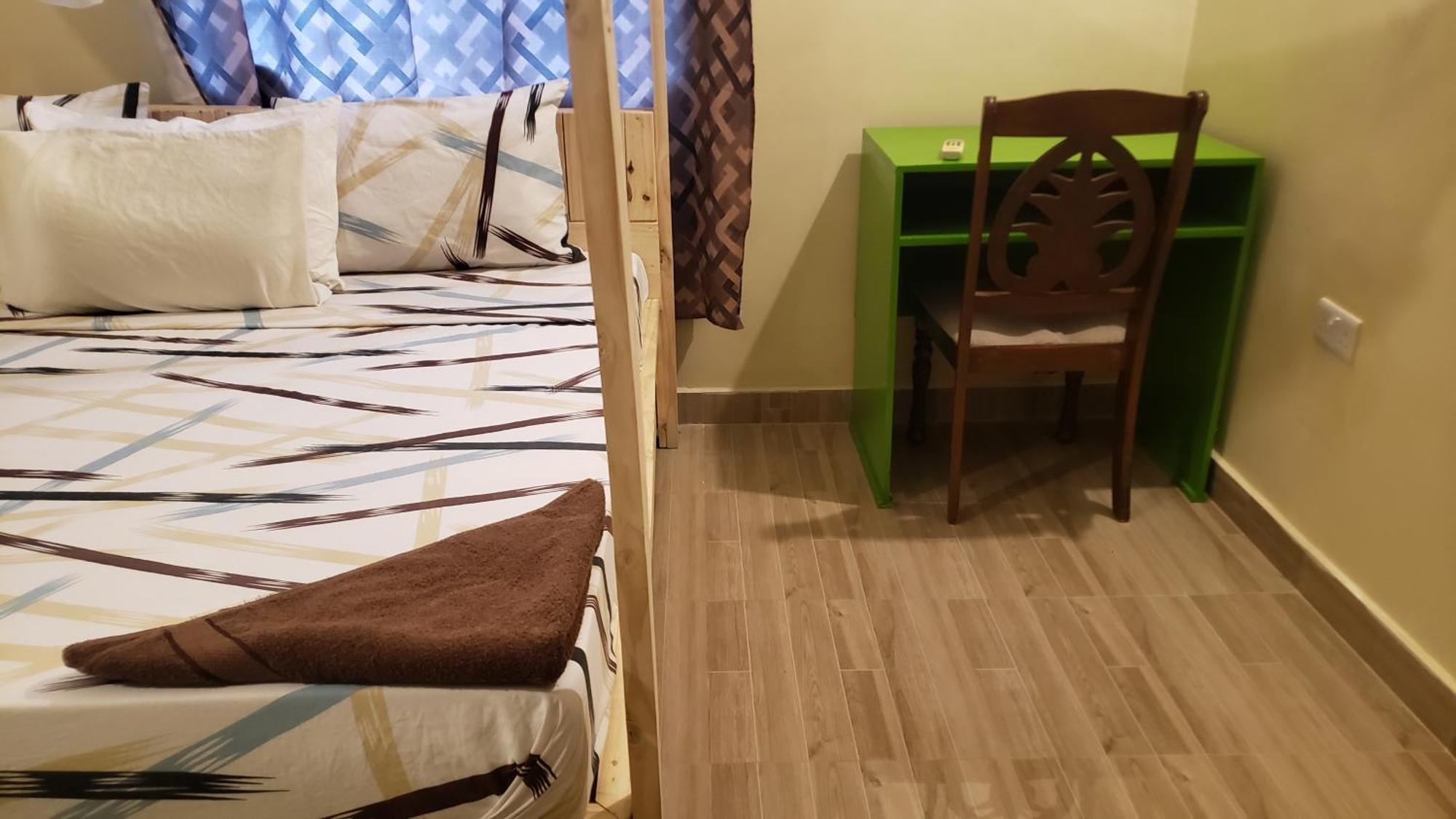 L&J Modern Backpackers Bnb Dar es Salaam Exterior photo