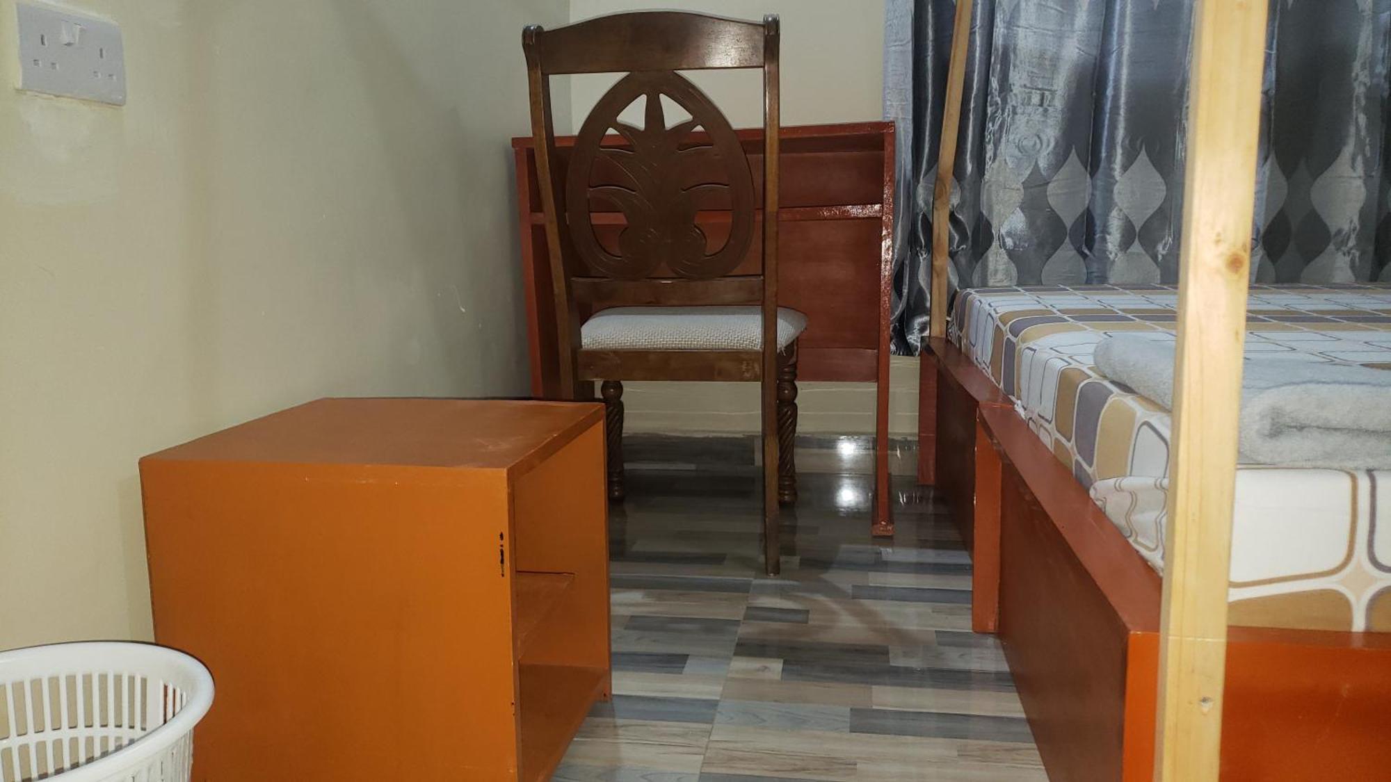 L&J Modern Backpackers Bnb Dar es Salaam Exterior photo